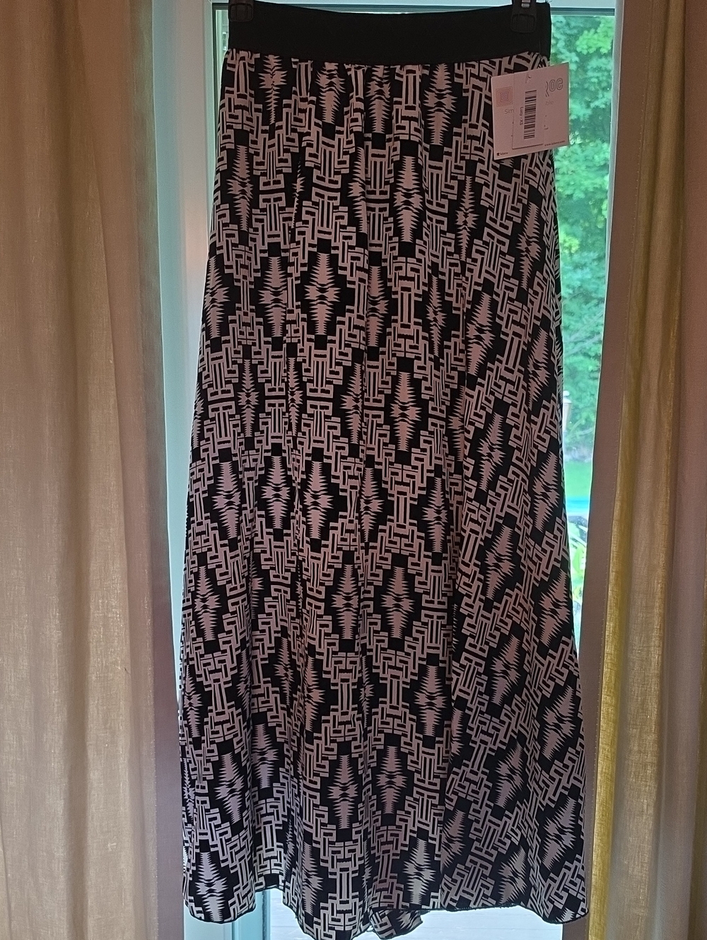 LuLaRoe Black and White Geometric Print Maxi Skirt
